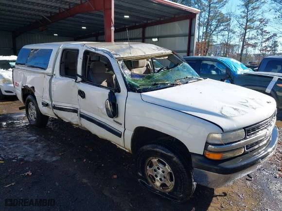 1999 Chevrolet Silverado 1500 LS with VIN 2GCEK19T9X1228693, listed as a IAAI auction lot 41317137 with 200,000 mi miles. Bid and sale history available at carsss.com. Image 1.