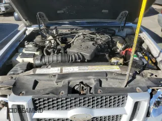 2002 Ford Explorer with VIN 1FMCU60E52UB90353, listed as a Copart auction lot 75659554 with 212,592 mi miles and Salvage title. Bid and sale history available at DreamBid. Image 11.