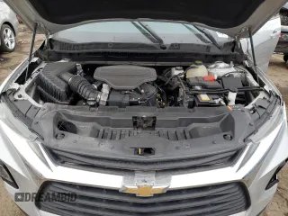 2020 Chevrolet Blazer LT z VIN 3GNKBCRS3LS698990, wystawiony jako Copart lot #49840215 z przebiegiem 81 144 mil mil oraz Szkoda całkowita • Salvage title. Historia ofert i sprzedaży dostępna na DreamBid. Obrazek 14.