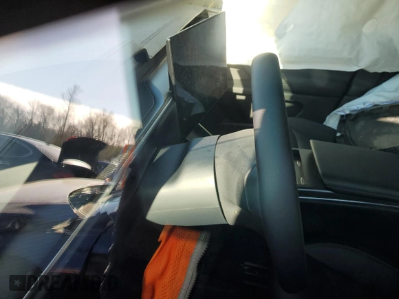 2024 Tesla Model X Plaid with VIN 7SAXCBE61RF448716, listed as a Copart auction lot 42599075 with Not Provided miles and Salvage Title. Bid and sale history available at DreamBid. Image 9.