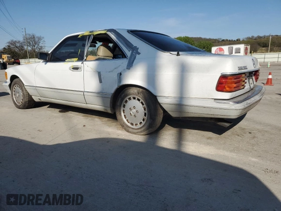 1990 Mercedes-Benz 560 with VIN WDBCA45E6LA553870, listed as a Copart auction lot 51666665 with 228,119 mi miles and Clean Title. Bid and sale history available at DreamBid. Image 2.