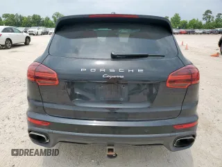 2017 Porsche Cayenne с VIN WP1AA2A23HKA85783, выставлен на аукционе Copart как лот 57701125 с пробегом 116 273 миль миль и Списание • Salvage title. История ставок и продаж доступна на DreamBid. Изображение 6.