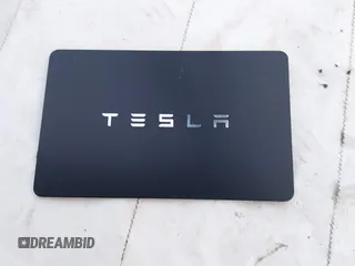 2022 Tesla Model 3 z VIN 5YJ3E1EA2NF133745, wystawiony jako IAAI lot #41625050 z przebiegiem 9 438 mil mil oraz . Historia ofert i sprzedaży dostępna na DreamBid. Obrazek 11.