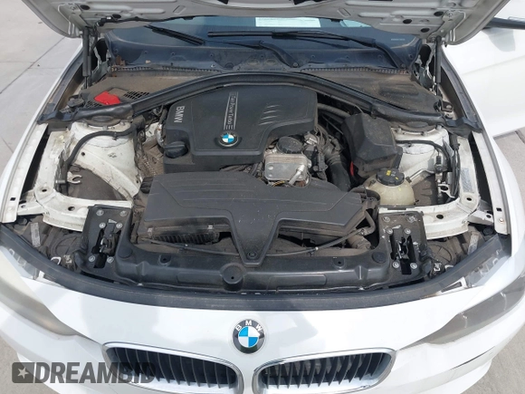 2015 BMW 3 Series 320i с VIN WBA3B1G5XFNT05271, выставлен на аукционе IAAI как лот 42049799 с пробегом 125 437 миль миль и . История ставок и продаж доступна на DreamBid. Изображение 10.