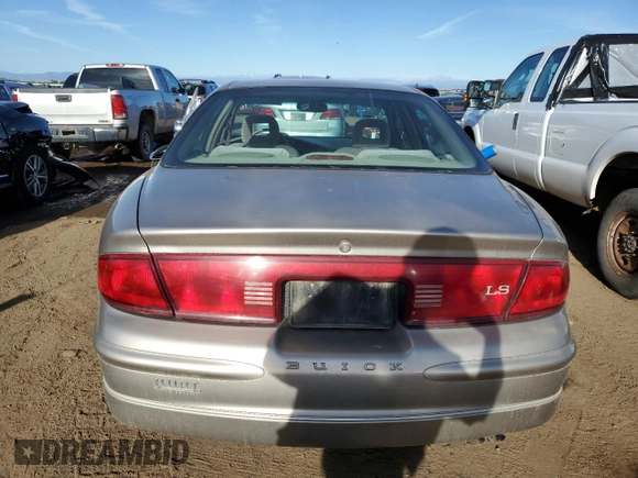 1998 Buick Regal LS with VIN 2G4WB52K9W1552041, listed as a Copart auction lot 72731894 with 217,644 mi miles and Clean Title. Bid and sale history available at carsss.com. Image 6.