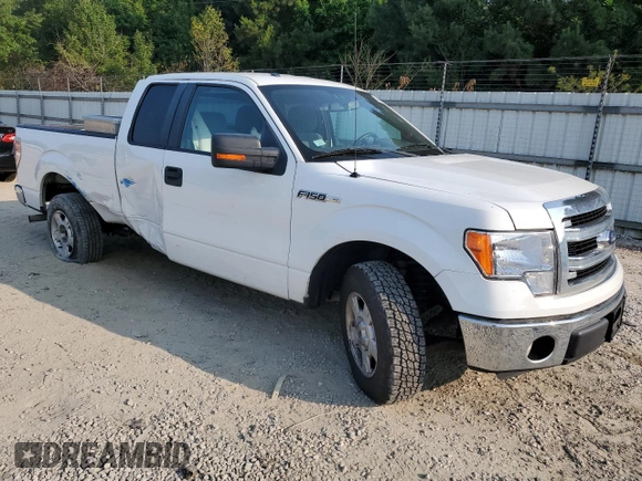2013 Ford F-150 XL z VIN 1FTFX1CF8DFD52581, wystawiony jako Copart lot #59056415 z przebiegiem 240 688 mil mil oraz Szkoda całkowita • Salvage title. Historia ofert i sprzedaży dostępna na DreamBid. Obrazek 4.