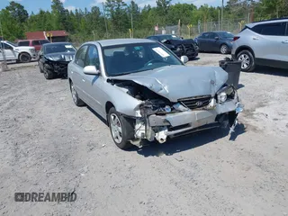 2005 Hyundai Elantra GLS z VIN KMHDN46D85U040665, wystawiony jako IAAI lot #42059616 z przebiegiem 51 188 mil mil oraz . Historia ofert i sprzedaży dostępna na DreamBid. Obrazek 1.