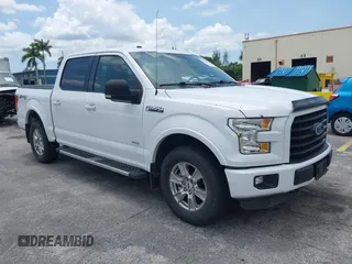 2016 Ford F-150 XLT z VIN 1FTEW1EP4GKF82439, wystawiony jako IAAI lot #42390304 z przebiegiem 72 427 mil mil oraz . Historia ofert i sprzedaży dostępna na DreamBid. Obrazek 1.