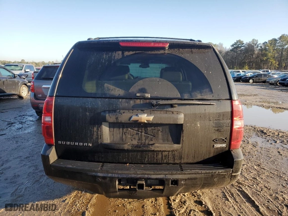 2007 Chevrolet Suburban LT with VIN 3GNFC16097G241714, listed as a Copart auction lot 42155195 with 307,414 mi miles and Salvage Title. Bid and sale history available at carsss.com. Image 6.