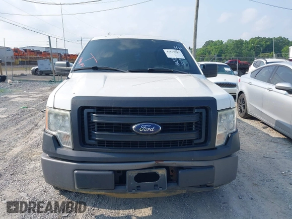 2013 Ford F-150 XL z VIN 1FTMF1CM6DFC50916, wystawiony jako IAAI lot #42417092 z przebiegiem 274 435 mil mil oraz . Historia ofert i sprzedaży dostępna na DreamBid. Obrazek 12.