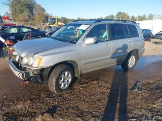 2003 Toyota Highlander with VIN JTEHF21A730098206, listed as a IAAI auction lot 40912312 with 301,948 mi miles. Bid and sale history available at carsss.com. Image 21.
