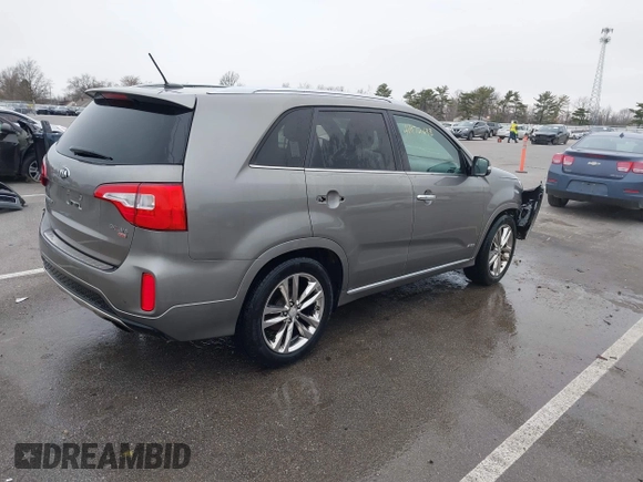2014 Kia Sorento SX z VIN 5XYKWDA74EG538342, wystawiony jako IAAI lot #41972438 z przebiegiem 157 910 mil mil oraz . Historia ofert i sprzedaży dostępna na DreamBid. Obrazek 4.