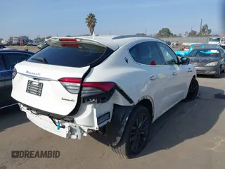 2023 Maserati Levante z VIN ZN661YUM6PX411566, wystawiony jako IAAI lot #41219590 z przebiegiem 24 613 mil mil oraz . Historia ofert i sprzedaży dostępna na DreamBid. Obrazek 4.