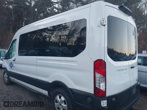 2019 Ford Transit Passenger XL with VIN 1FBAX2CM6KKA99672, listed as a IAAI auction lot 41003698 with 73,096 mi miles and . Bid and sale history available at carsss.com. Image 3.