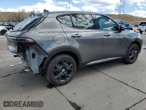 2024 Dodge Hornet R/T Plus z VIN ZACPDFDW8R3A20578, wystawiony jako Copart lot #53454865 z przebiegiem 13 345 mil mil oraz Szkoda całkowita • Salvage title. Historia ofert i sprzedaży dostępna na DreamBid. Obrazek 3.