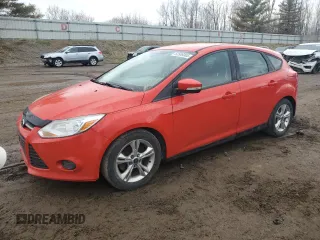 2014 Ford Focus SE with VIN 1FADP3K22EL167825, listed as a Copart auction lot 52586005 with 189,570 mi miles and Clean Title. Bid and sale history available at carsss.com. Image 1.