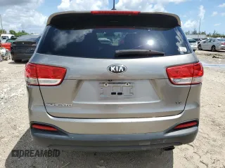 2018 Kia Sorento LX with VIN 5XYPG4A56JG350014, listed as a Copart auction lot 55232835 with 184,875 mi miles and Clean Title. Bid and sale history available at DreamBid. Image 6.