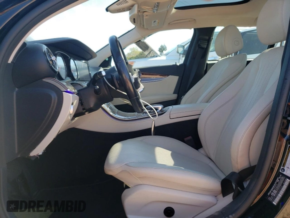 2019 Mercedes-Benz E-Class E 300 with VIN WDDZF4KB4KA627220, listed as a Copart auction lot 49103094 with 61,157 mi miles and Salvage Title. Bid and sale history available at carsss.com. Image 7.