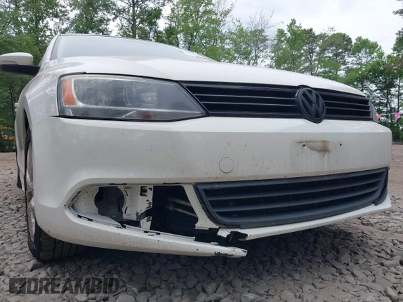 2012 Volkswagen Jetta SE с VIN 3VWDP7AJ0CM373096, выставлен на аукционе IAAI как лот 42426028 с пробегом 176 470 миль миль и . История ставок и продаж доступна на DreamBid. Изображение 14.