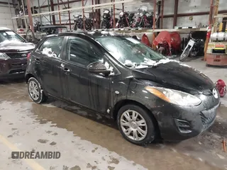 2013 Mazda Mazda2 Sport with VIN JM1DE1KY3D0168376, listed as a IAAI auction lot 41570157 with 84,613 mi miles. Bid and sale history available at carsss.com. Image 1.