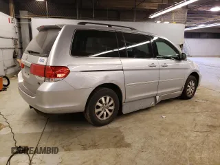 2010 Honda Odyssey EX-L with VIN 5FNRL3H63AB013983, listed as a Copart auction lot 45105144 with 72,390 mi miles and Clean Title. Bid and sale history available at carsss.com. Image 3.