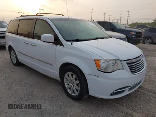 2014 Chrysler Town & Country Touring z VIN 2C4RC1BG4ER292232, wystawiony jako IAAI lot #42159076 z przebiegiem 143 561 mil mil oraz . Historia ofert i sprzedaży dostępna na DreamBid. Obrazek 1.