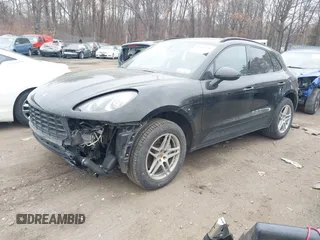 2018 Porsche Macan with VIN WP1AA2A59JLB20286, listed as a IAAI auction lot 41286270 with 64,664 mi miles. Bid and sale history available at carsss.com. Image 2.