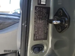 2005 Kia Sedona LX with VIN KNDUP132956661322, listed as a Copart auction lot 71431874 with 101,875 mi miles and Salvage Title. Bid and sale history available at carsss.com. Image 13.