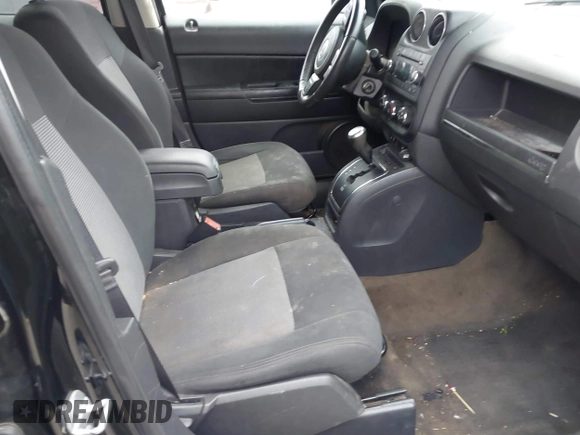 2017 Jeep Patriot Latitude with VIN 1C4NJPFB0HD183103, listed as a IAAI auction lot 41542578 with 131,876 mi miles and . Bid and sale history available at DreamBid. Image 5.