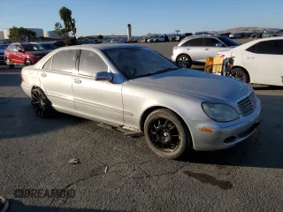 2005 Mercedes-Benz S-Class 4.3L with VIN WDBNG70J55A435521, listed as a Copart auction lot 79135004 with 89,864 mi miles and Salvage Title. Bid and sale history available at carsss.com. Image 4.