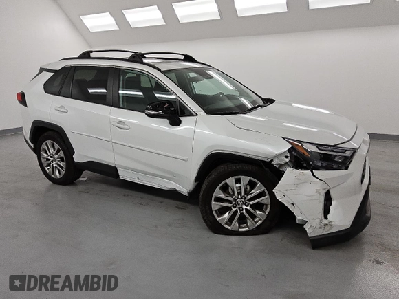 2024 Toyota RAV4 XLE Premium with VIN 2T3C1RFV2RW316204, listed as a Copart auction lot 53044665 with 18,276 mi miles and Clean title. Bid and sale history available at DreamBid. Image 4.