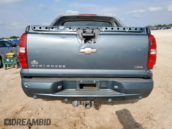 2008 Chevrolet Avalanche 3LT with VIN 3GNFK12368G235566, listed as a Copart auction lot 58640185 with 176,677 mi miles and Salvage title. Bid and sale history available at DreamBid. Image 6.