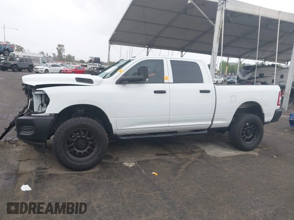 2022 Ram 2500 Tradesman with VIN 3C6UR5CL1NG438188, listed as a IAAI auction lot 42064929 with 23,466 mi miles. Bid and sale history available at carsss.com. Image 14.