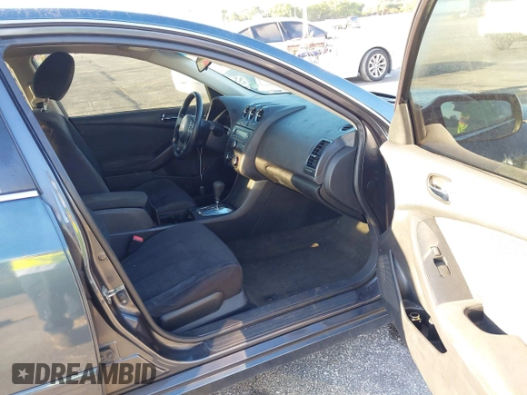 2012 Nissan Altima 2.5 SL with VIN 1N4AL2AP1CC229671, listed as a IAAI auction lot 41774055 with 158,315 mi miles. Bid and sale history available at carsss.com. Image 5.