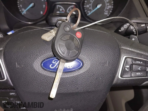 2017 Ford Escape SE z VIN 1FMCU0GD1HUE66952, wystawiony jako IAAI lot #41750959 z przebiegiem 86 442 mil mil oraz . Historia ofert i sprzedaży dostępna na DreamBid. Obrazek 11.
