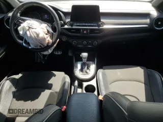 2021 Kia Forte GT-Line with VIN 3KPF34AD1ME342001, listed as a Copart auction lot 62531695 with 40,448 mi miles and Salvage title. Bid and sale history available at DreamBid. Image 8.