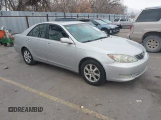 2005 Toyota Camry LE with VIN 4T1BF30K15U609930, listed as a IAAI auction lot 41321401 with 287,792 mi miles and . Bid and sale history available at DreamBid. Image 1.