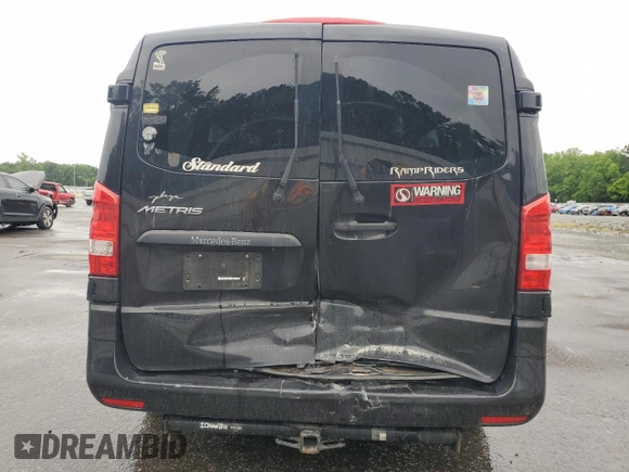 2018 Mercedes-Benz Metris Passenger with VIN WD4PG2EE5J3403651, listed as a Copart auction lot 56386705 with 119,683 mi miles and Salvage title. Bid and sale history available at DreamBid. Image 6.
