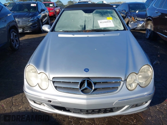 2006 Mercedes-Benz CLK 3.5L with VIN WDBTK56G86T056279, listed as a IAAI auction lot 41146020 with 172,221 mi miles. Bid and sale history available at carsss.com. Image 12.