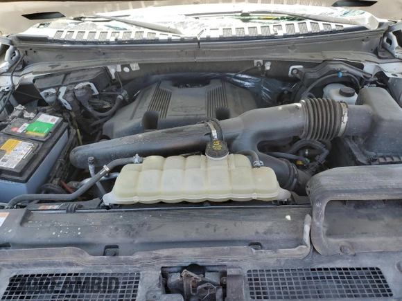 2020 Ford Expedition Max Platinum with VIN 1FMJK1MT5LEA92475, listed as a Copart auction lot 58872975 with 63,215 mi miles and Salvage title. Bid and sale history available at DreamBid. Image 12.