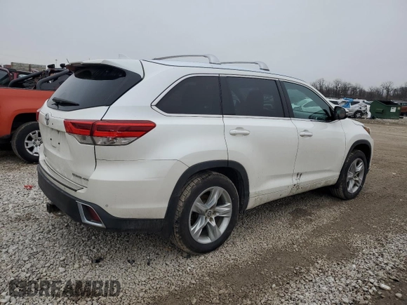 2017 Toyota Highlander Limited with VIN 5TDDZRFH7HS388832, listed as a Copart auction lot 44431435 with 136,284 mi miles and Salvage title. Bid and sale history available at DreamBid. Image 3.