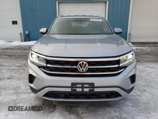 2021 Volkswagen Atlas SE with VIN 1V2LC2CA8MC240386, listed as a Copart auction lot 79628244 with 32,747 mi miles and Clean title. Bid and sale history available at DreamBid. Image 5.
