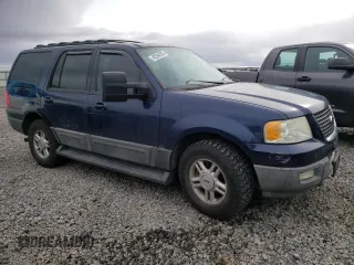 2003 Ford Expedition XLT Value with VIN 1FMPU16W23LC25829, listed as a Copart auction lot 42344235 with 233,990 mi miles and Salvage Title. Bid and sale history available at carsss.com. Image 4.