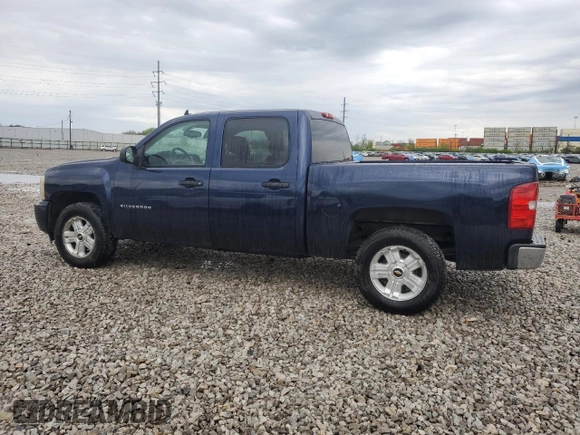 2011 Chevrolet Silverado 1500 LT with VIN 3GCPKSE37BG202677, listed as a Copart auction lot 55015385 with 175,086 mi miles and Salvage Title. Bid and sale history available at DreamBid. Image 2.