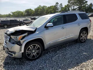 2019 GMC Acadia Denali z VIN 1GKKNXLS9KZ217727, wystawiony jako Copart lot #55008445 z przebiegiem 65 016 mil mil oraz Szkoda całkowita • Salvage title. Historia ofert i sprzedaży dostępna na DreamBid. Obrazek 1.