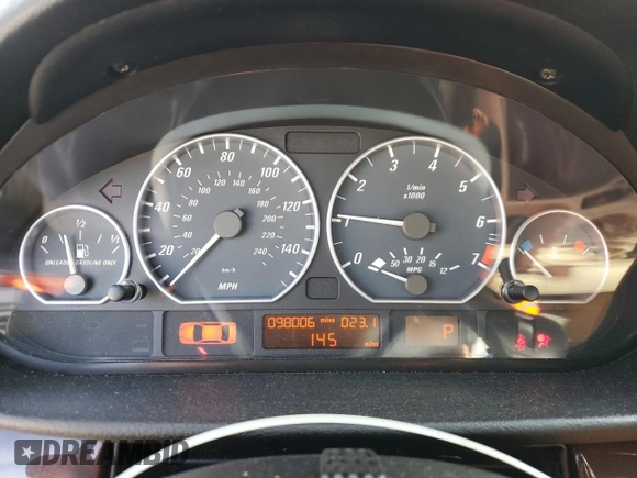 2005 BMW 3 Series 330Ci with VIN WBABW53495PL50452, listed as a Copart auction lot 42294635 with 98,006 mi miles and Non Repairable. Bid and sale history available at carsss.com. Image 9.