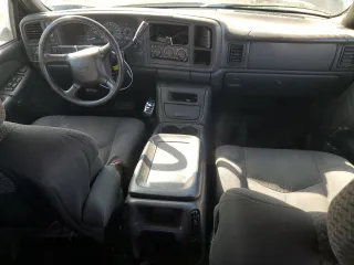 2002 Chevrolet Avalanche with VIN 3GNEC13T32G184641, listed as a Copart auction lot 73548844 with 183,307 mi miles and Salvage Title. Bid and sale history available at carsss.com. Image 8.