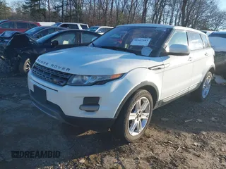 2013 Land Rover Range Rover Evoque Pure z VIN SALVN2BG2DH739464, wystawiony jako IAAI lot #41661683 z przebiegiem 103 227 mil mil oraz . Historia ofert i sprzedaży dostępna na DreamBid. Obrazek 2.