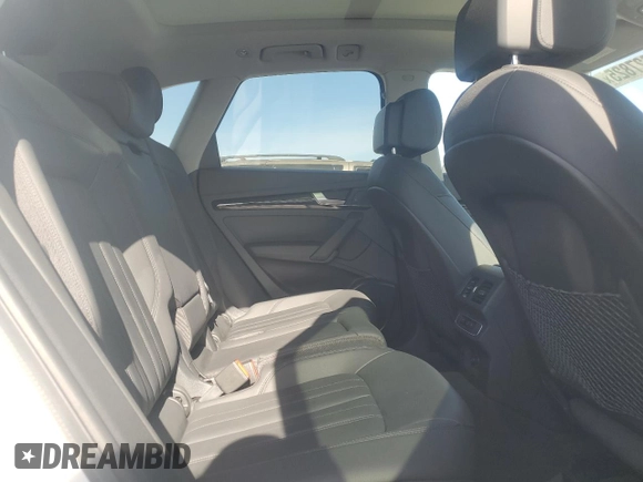 2020 Audi Q5 Premium with VIN WA1ANAFYXL2034037, listed as a Copart auction lot 63627825 with 33,874 mi miles and Salvage title. Bid and sale history available at DreamBid. Image 11.