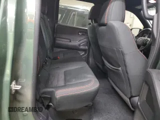 2024 Nissan Frontier SV z VIN 1N6ED1EK0RN603523, wystawiony jako Copart lot #57412365 z przebiegiem 33 638 mil mil oraz Szkoda całkowita • Salvage title. Historia ofert i sprzedaży dostępna na DreamBid. Obrazek 10.